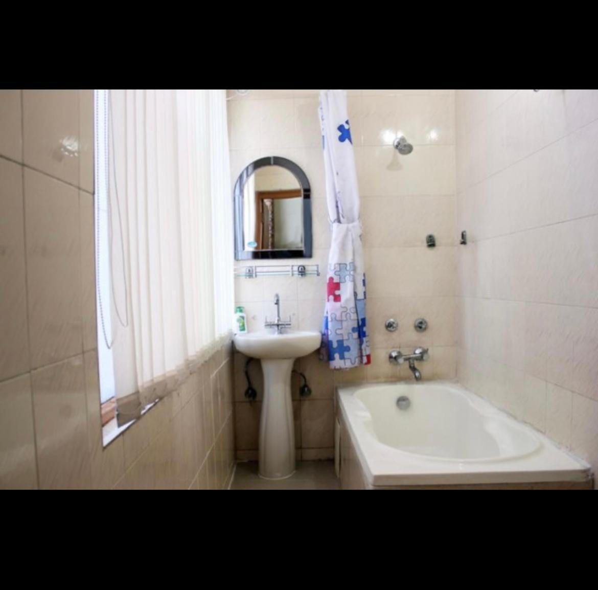 Hotel Samrat Neemrana Exterior photo