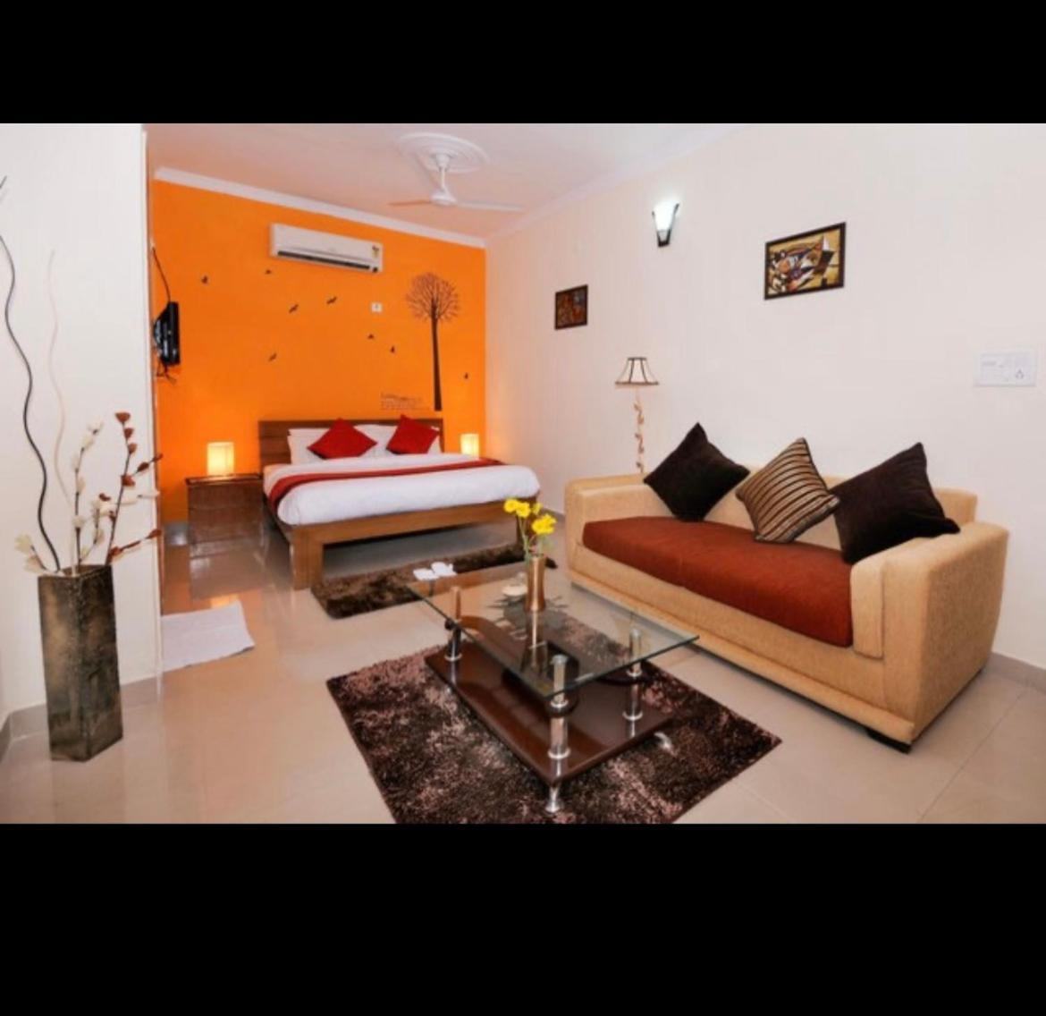 Hotel Samrat Neemrana Exterior photo